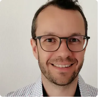 Testimonial: Bild vom Ansprechpartner bei der Ernst Schweizer AG